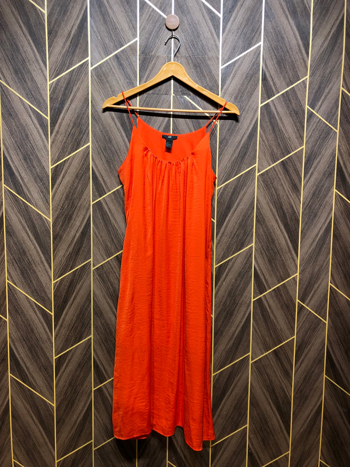 Long Maxie Chiffon Medium Chest 19 Length 50