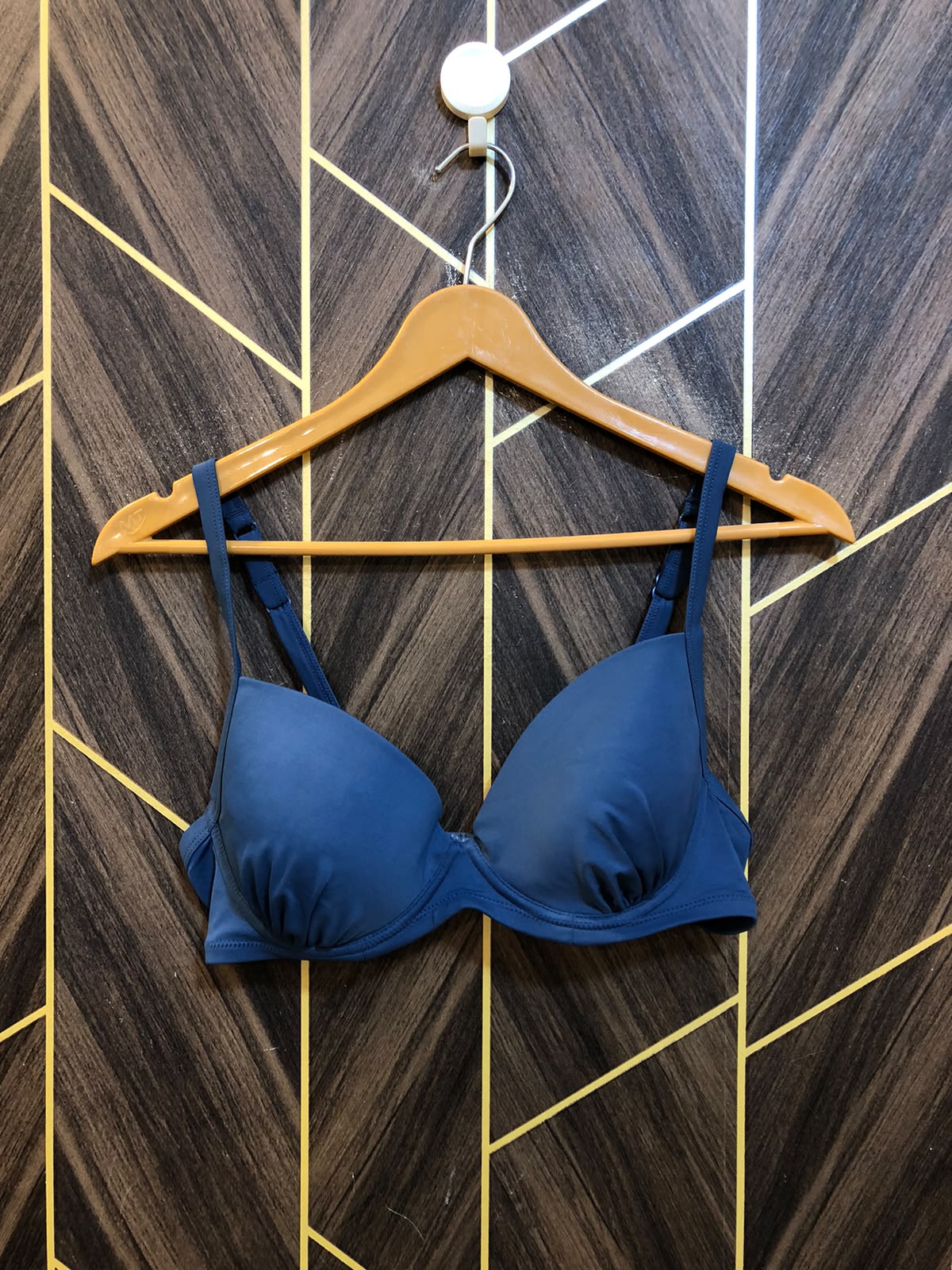 Women Sports Bra – Medium