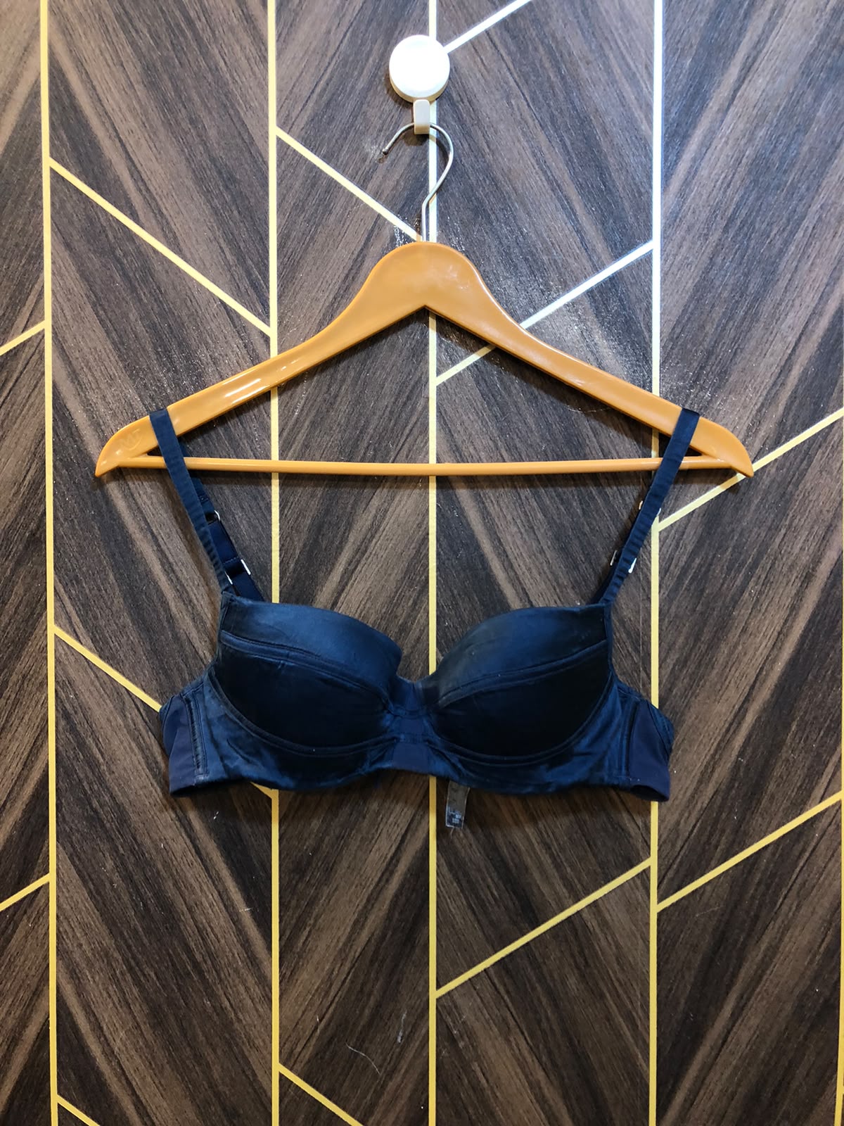 Women Sports Bra – Medium to Large