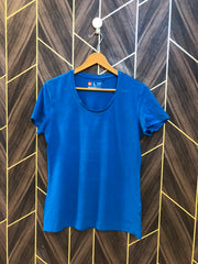 T-Shirt Jersey Medium to Large Size Length 26