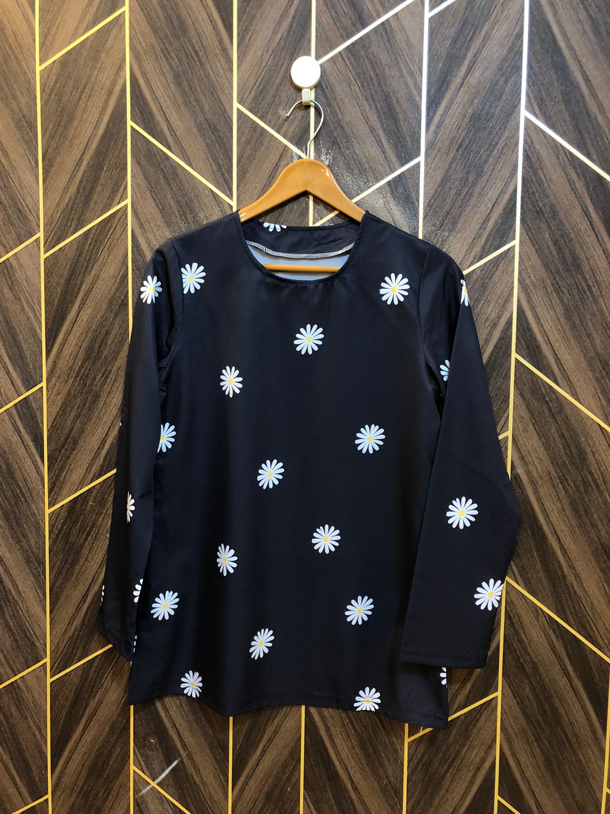 Western Top Silk – Small Size (Chest: 18, Length: 27 )