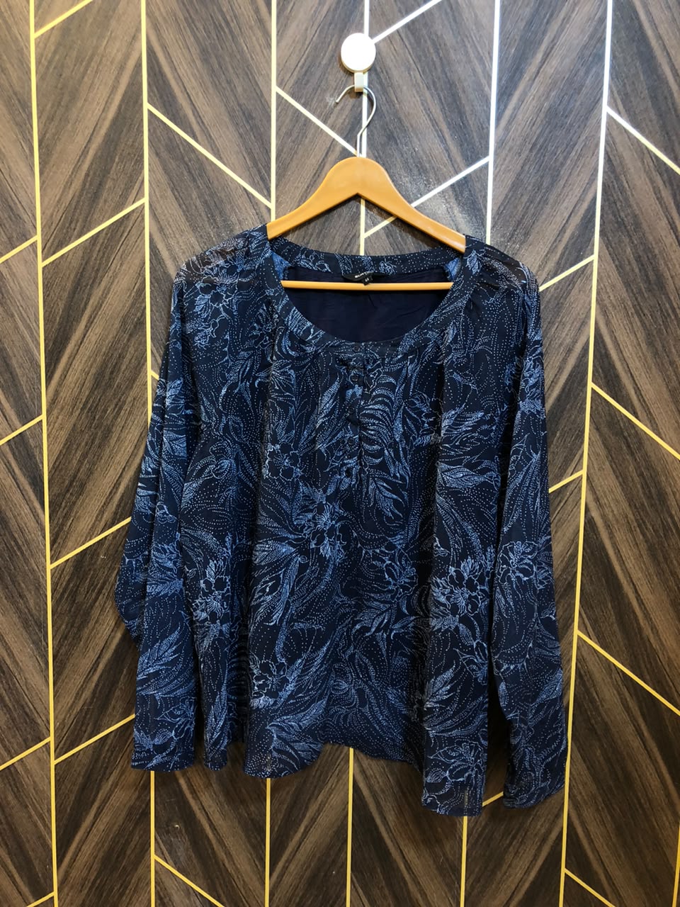 Western Top Chiffon – X-Large Size (Chest: 22, Length: 26  )