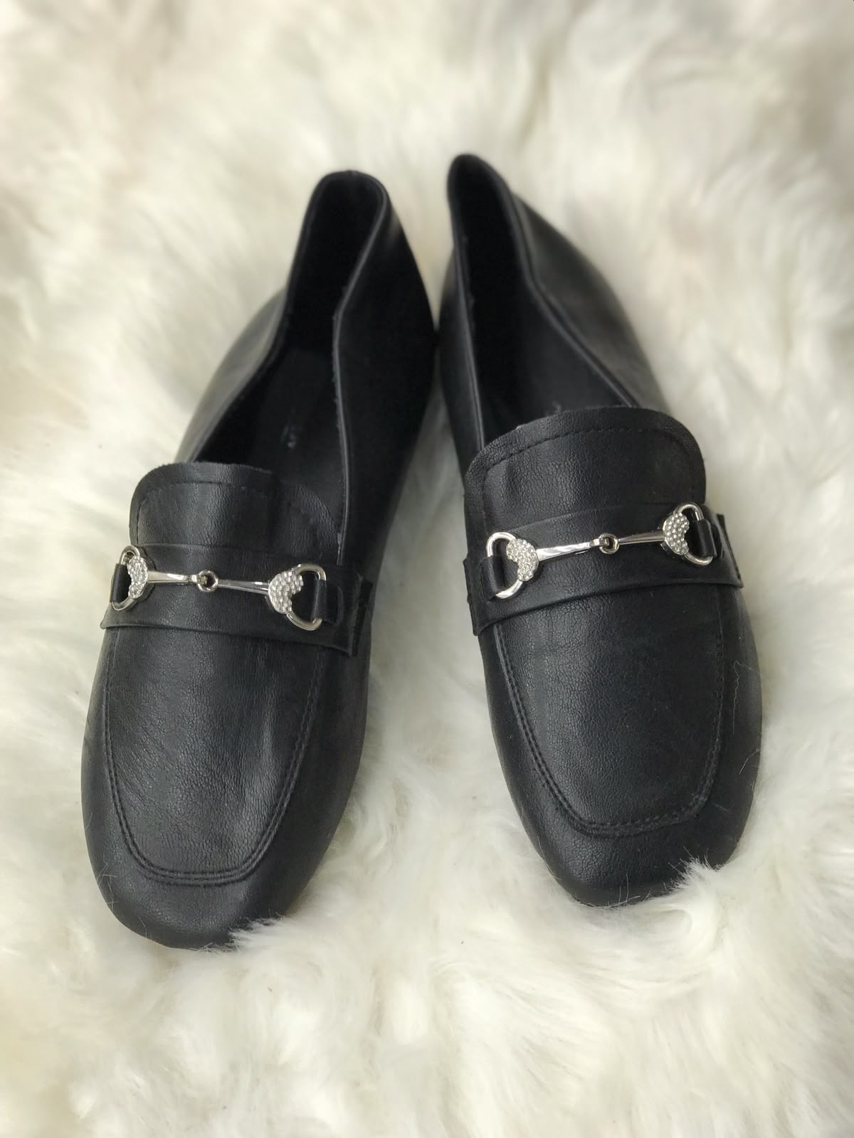 Women shoes Size 8 (EU 38)