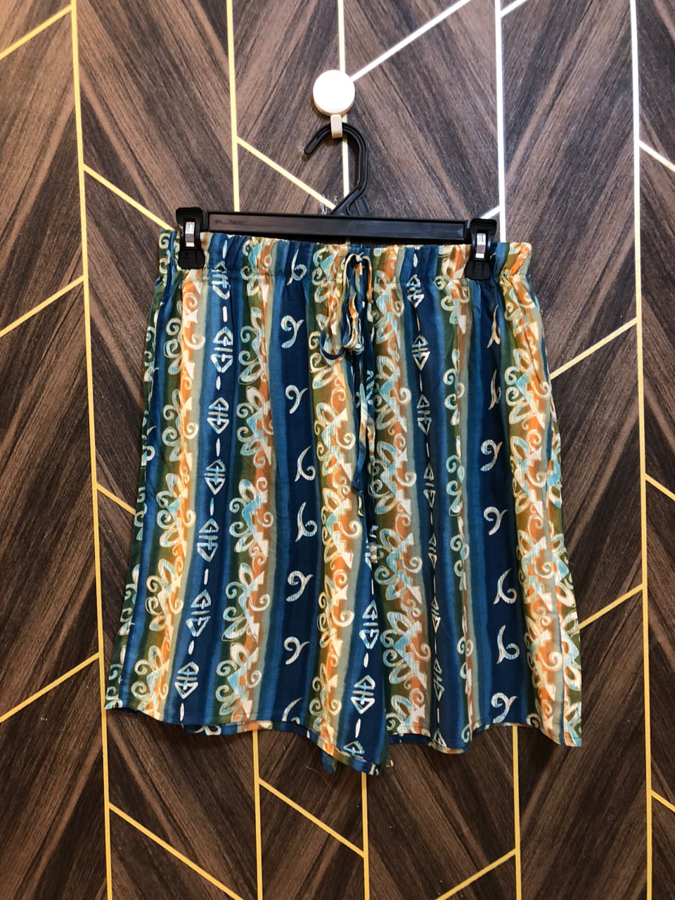 Women Mini Shorts Linen Small to Medium | Size Waist 28–30