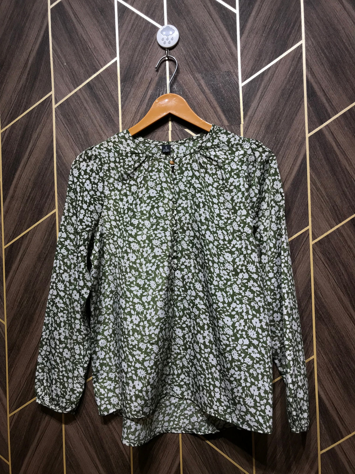 Western Top Small Chest 18 length 26 Silk