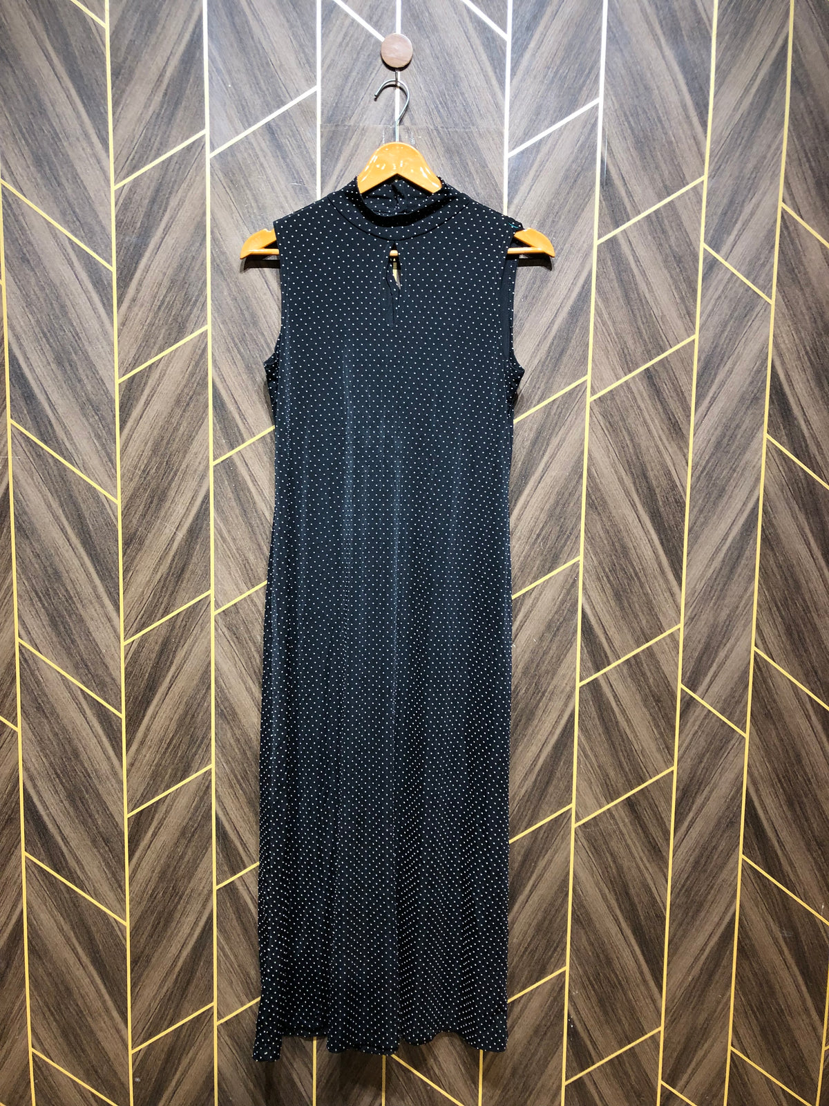 Long Maxie Jersey Small Chest 18 Length 50