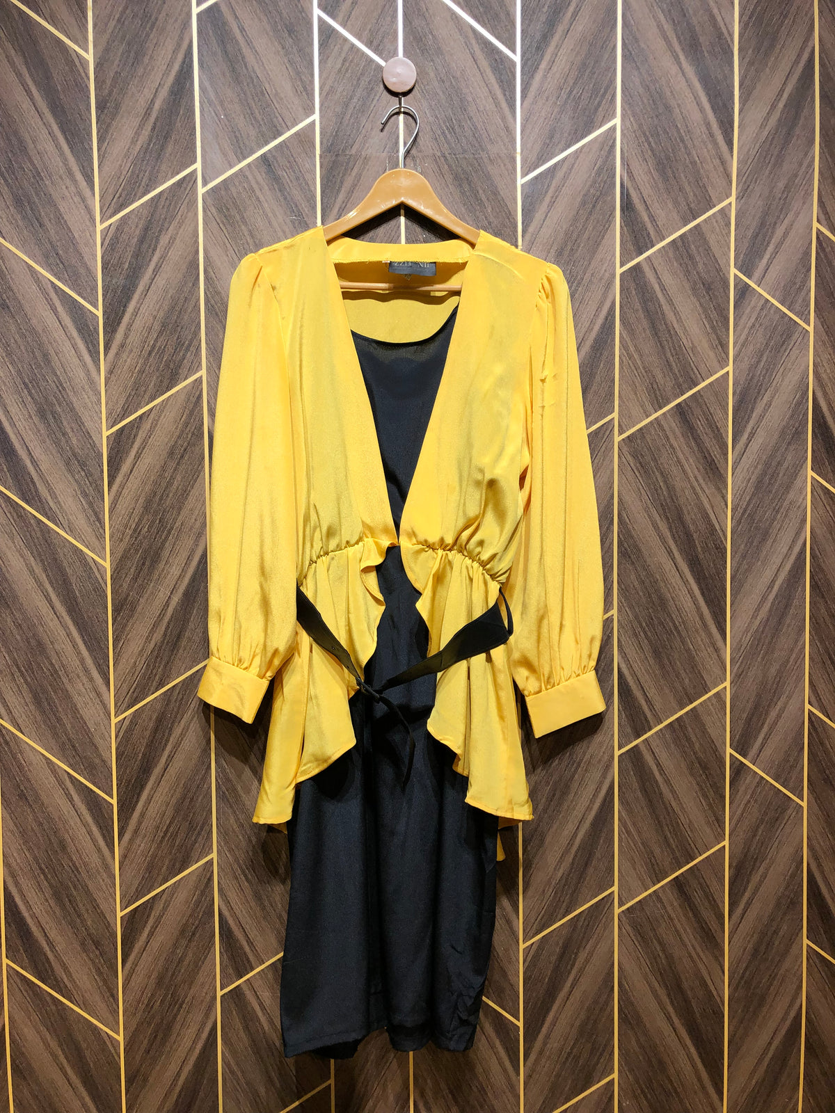 Long Maxie Silk Medium Chest 19/20 Length 49