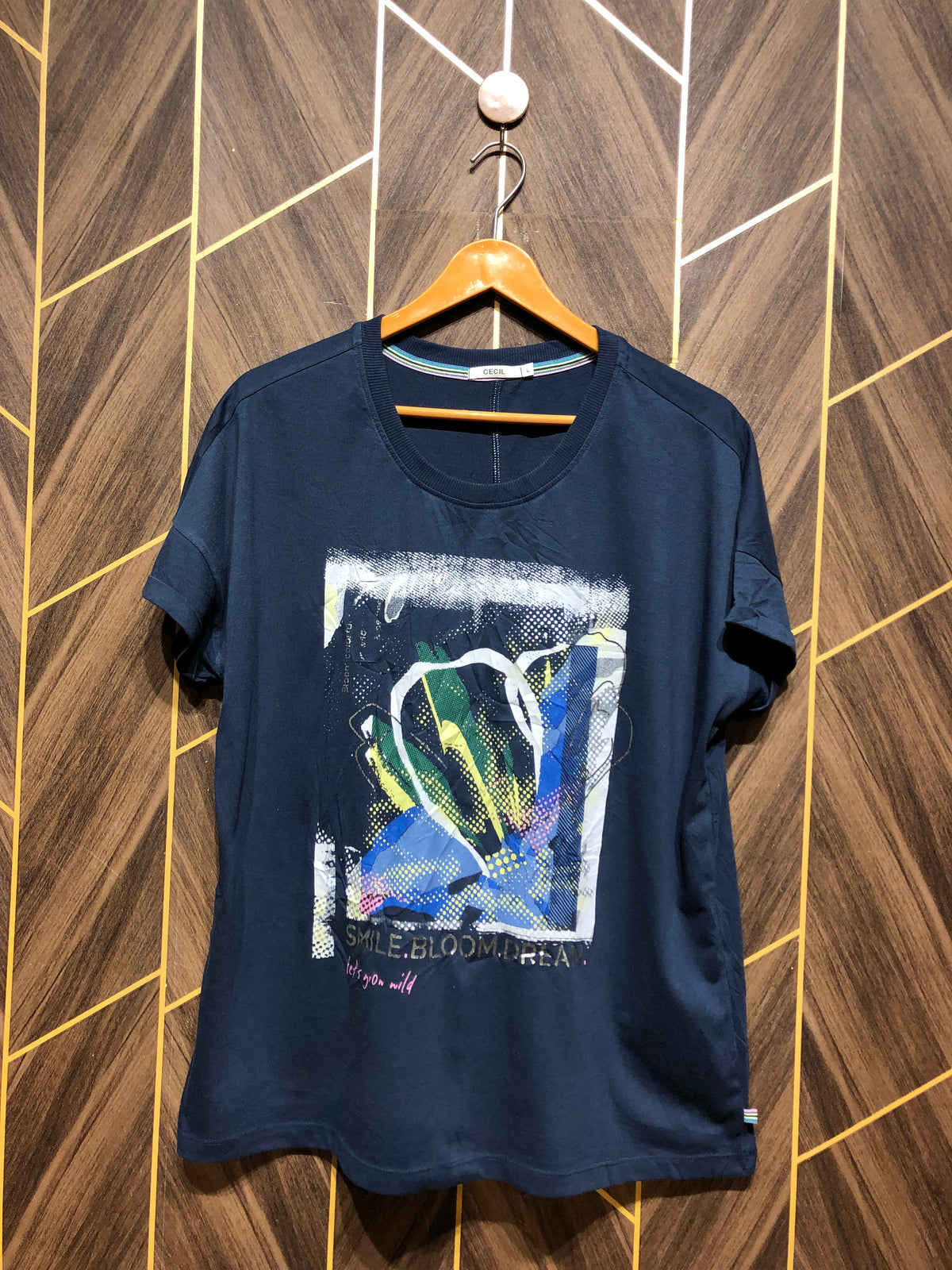 T-Shirt Jersey Large Baggy Size Length 26