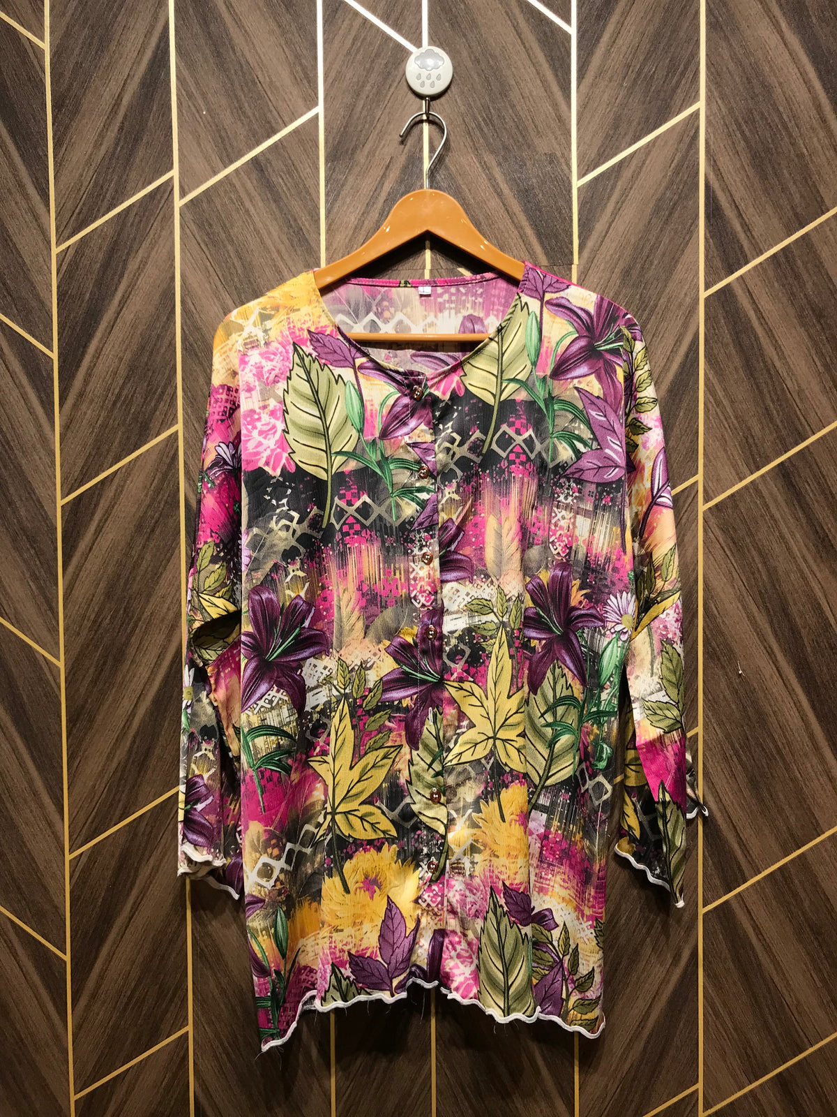 Western Top x-large chest 23 length 29 Chiffon R-2