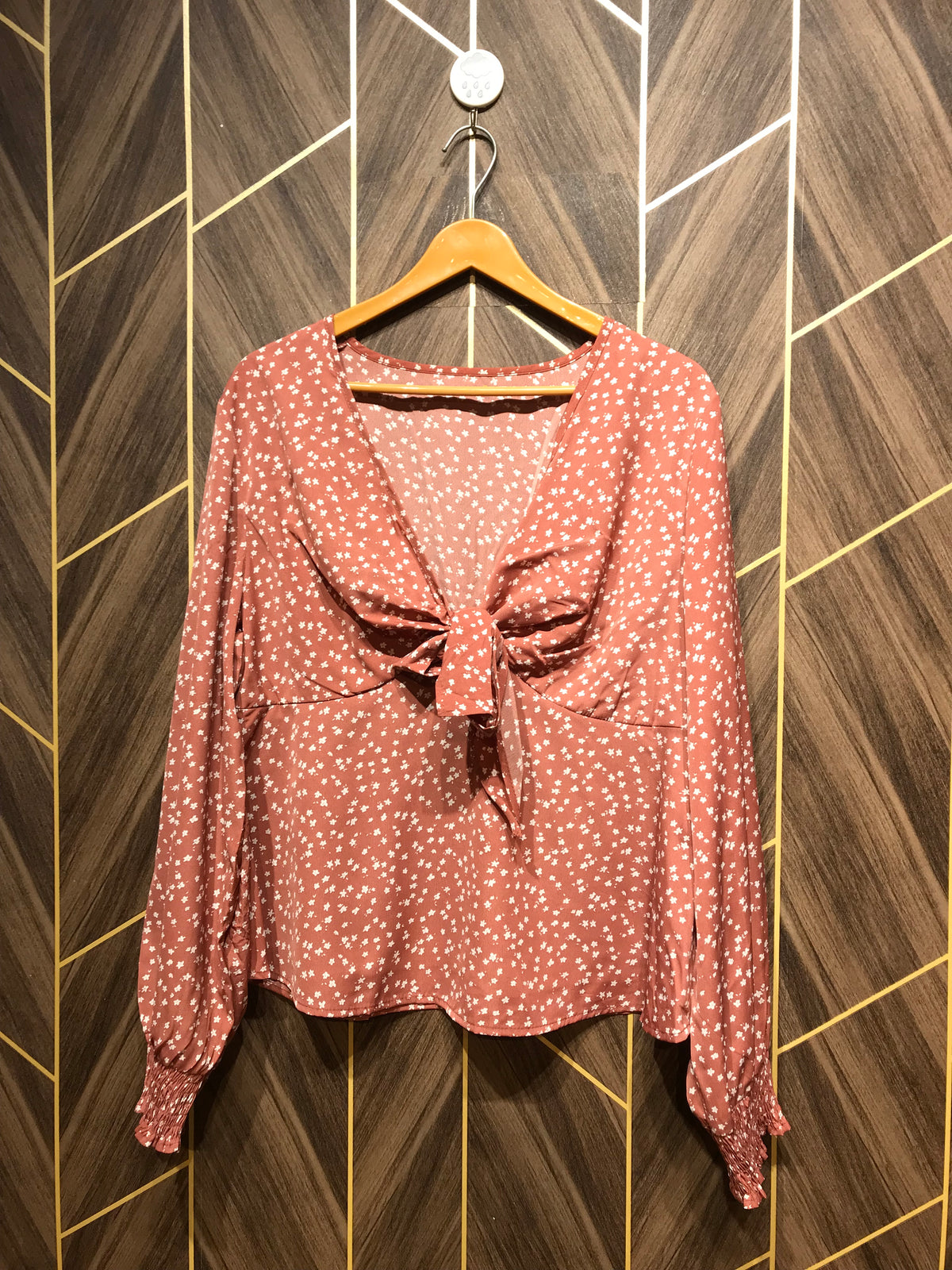 Western Top Large Chest 20 Length 25 Chiffon