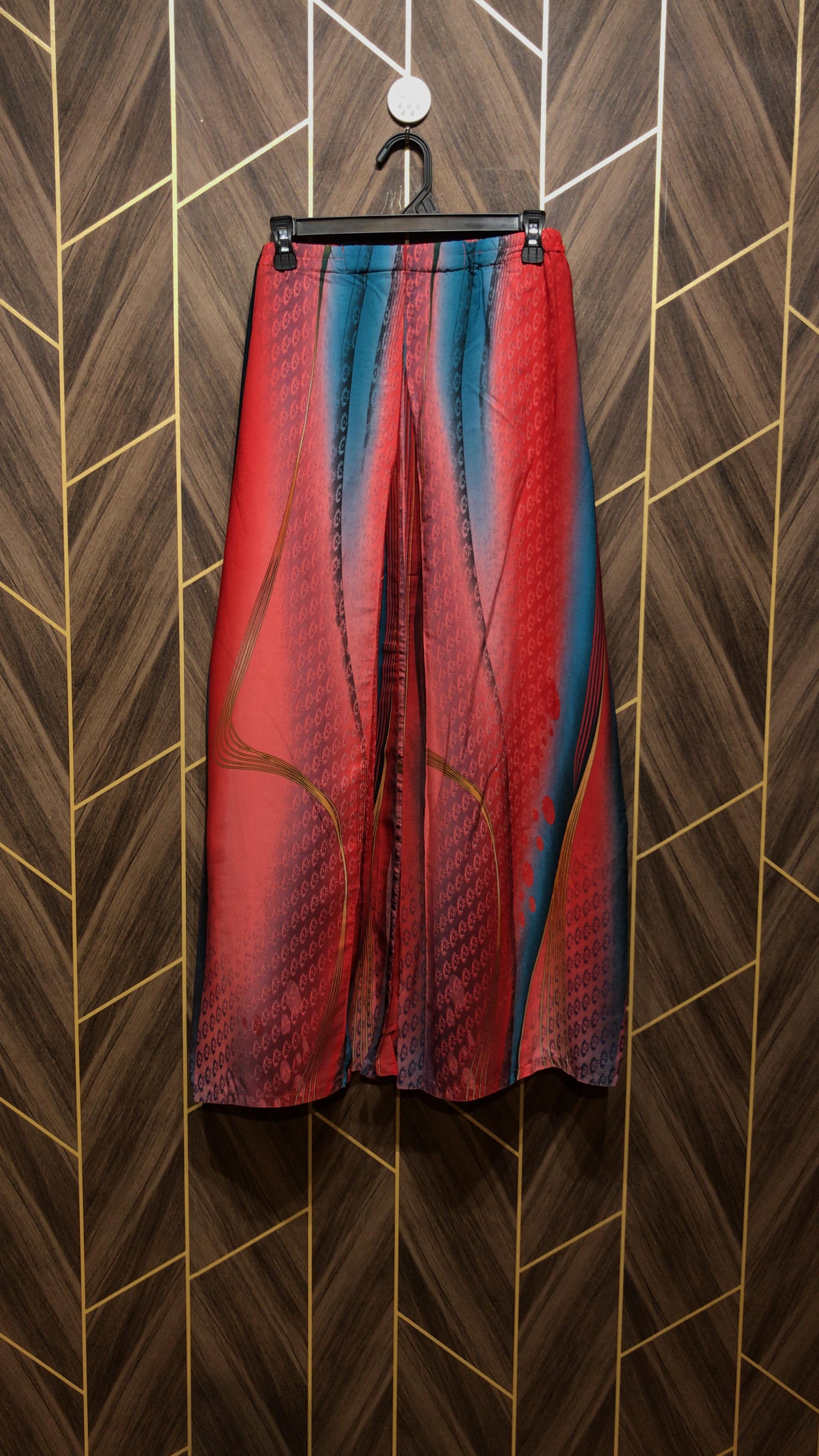Cordset baggy Silk X Large | Shirt Chest 22 | Length 39 | Skirts Waist 36 | Length 37