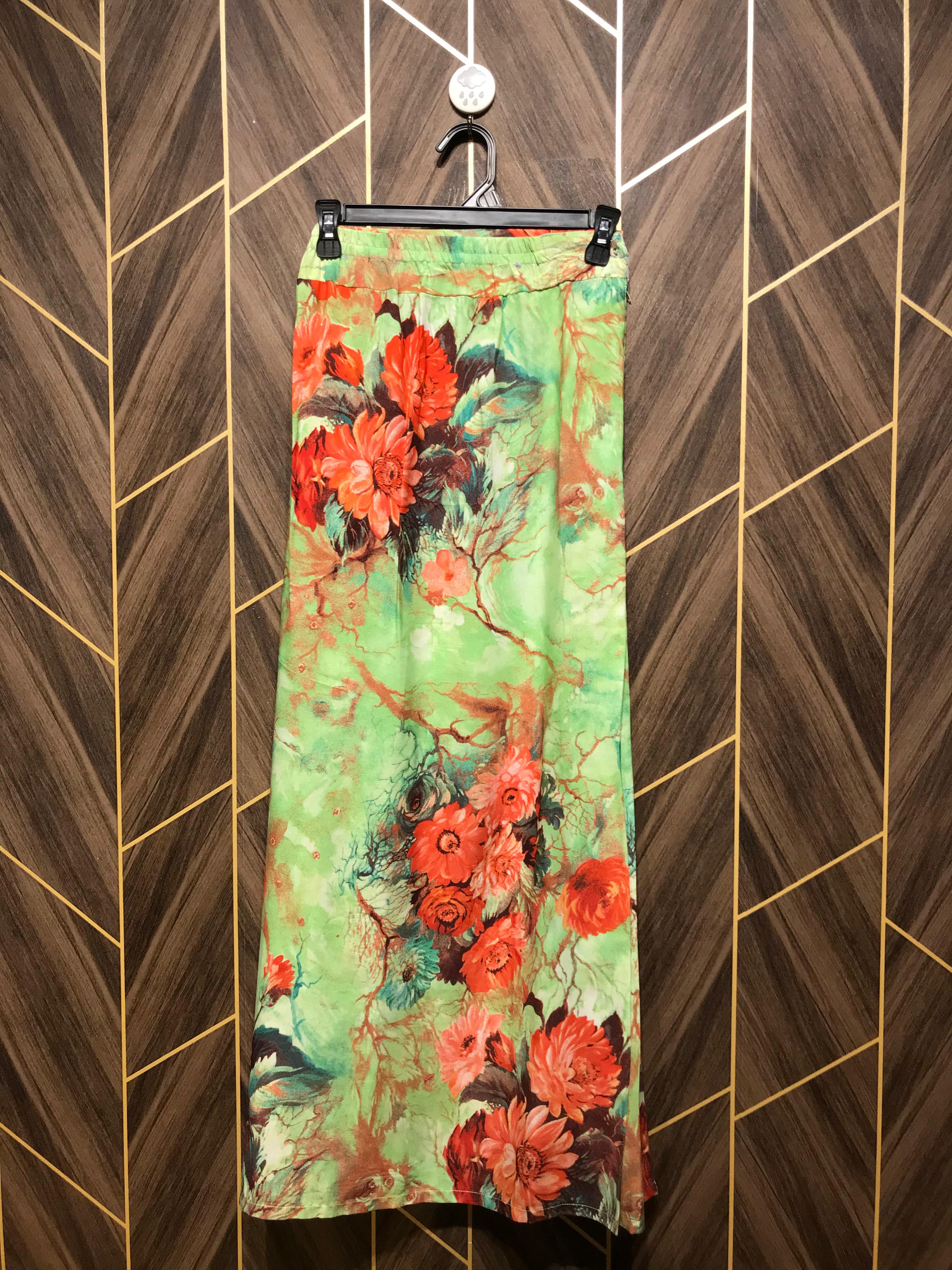 Cordset Silk large | Shirt Chest 22 | Length 40 | Skirts Waist 34 | Length 39