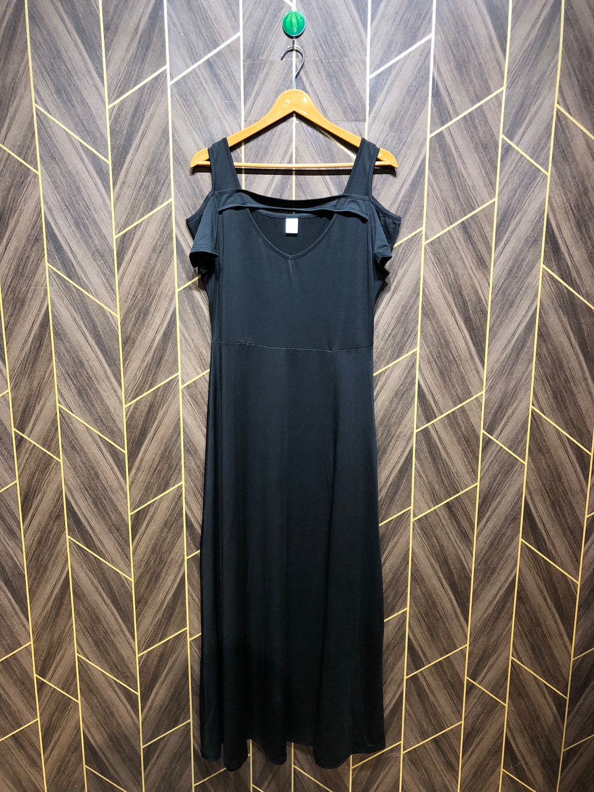 Women jersey  long maxie Size large Chest 20 length 57