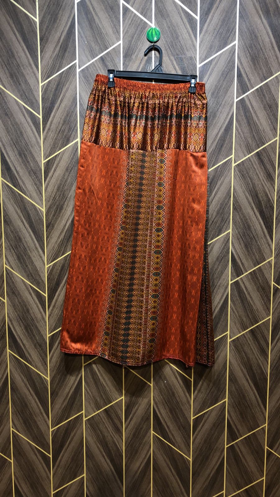 Silk Cordset – Small (Shirt Chest 19 , Length 38 | Skirt Waist 30, Length 38)