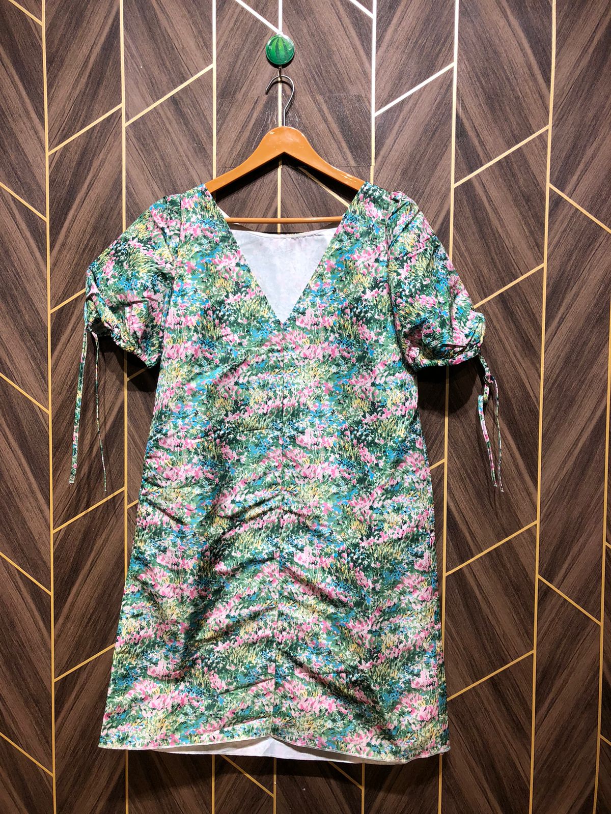Mini Dress Silk Small Size Chest 18 Length 36
