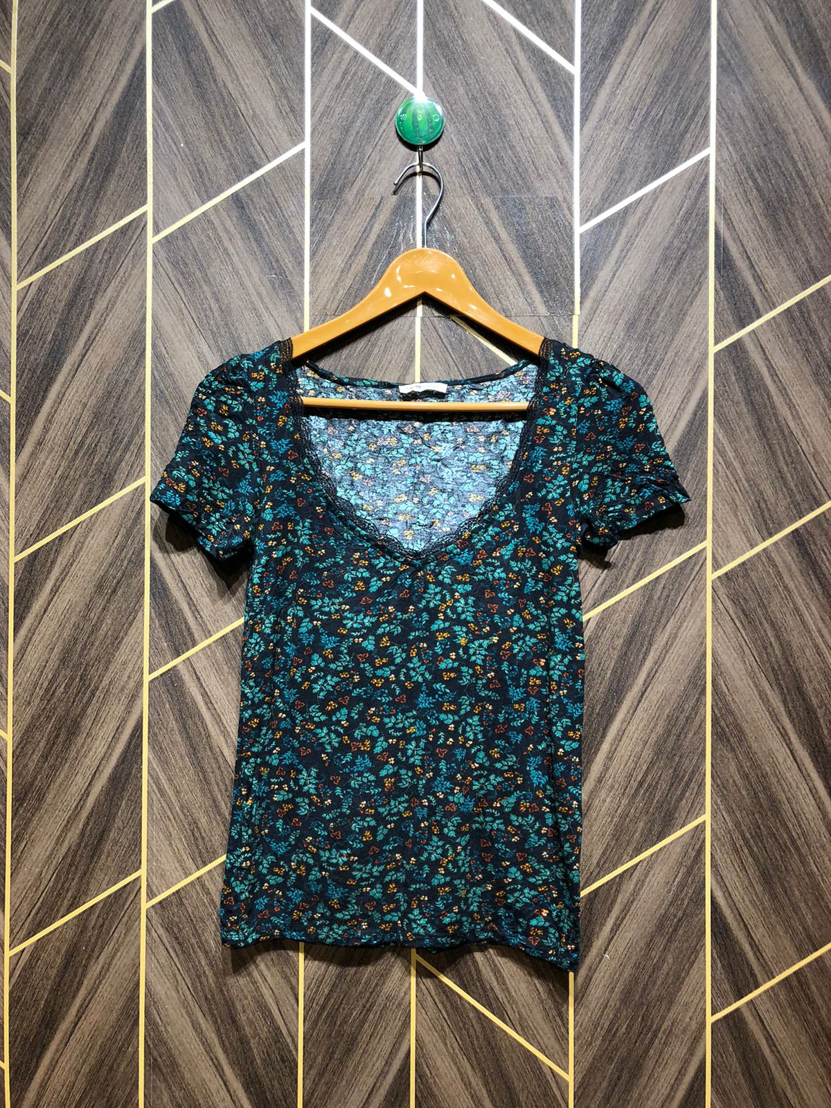 T-Shirt Jersey Small Size Length 22