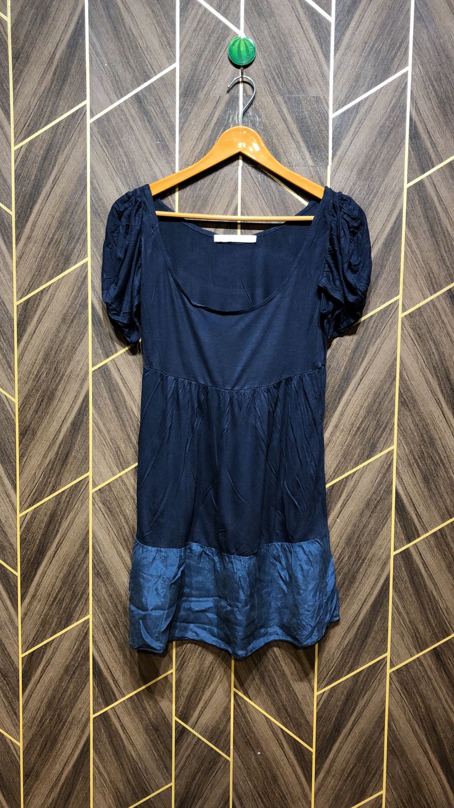 T-Shirt Jersey Medium Size Length 32
