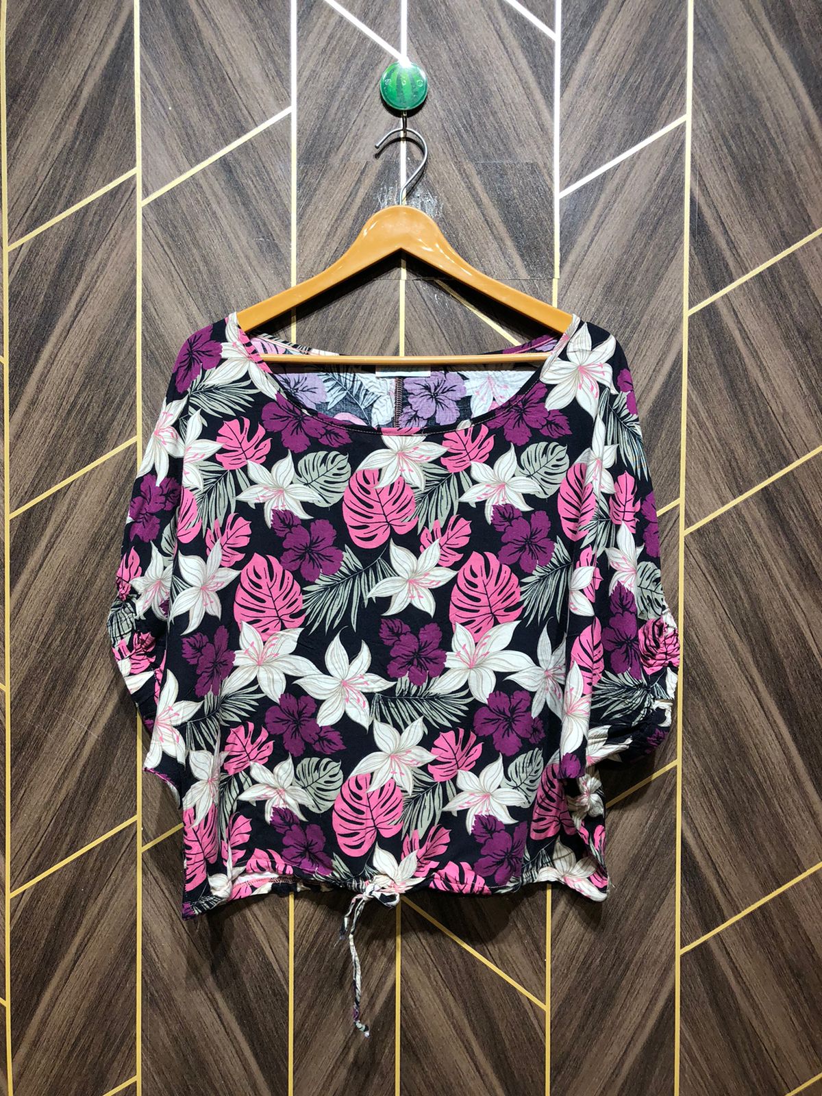 Trendy Linen CropTop Size Large