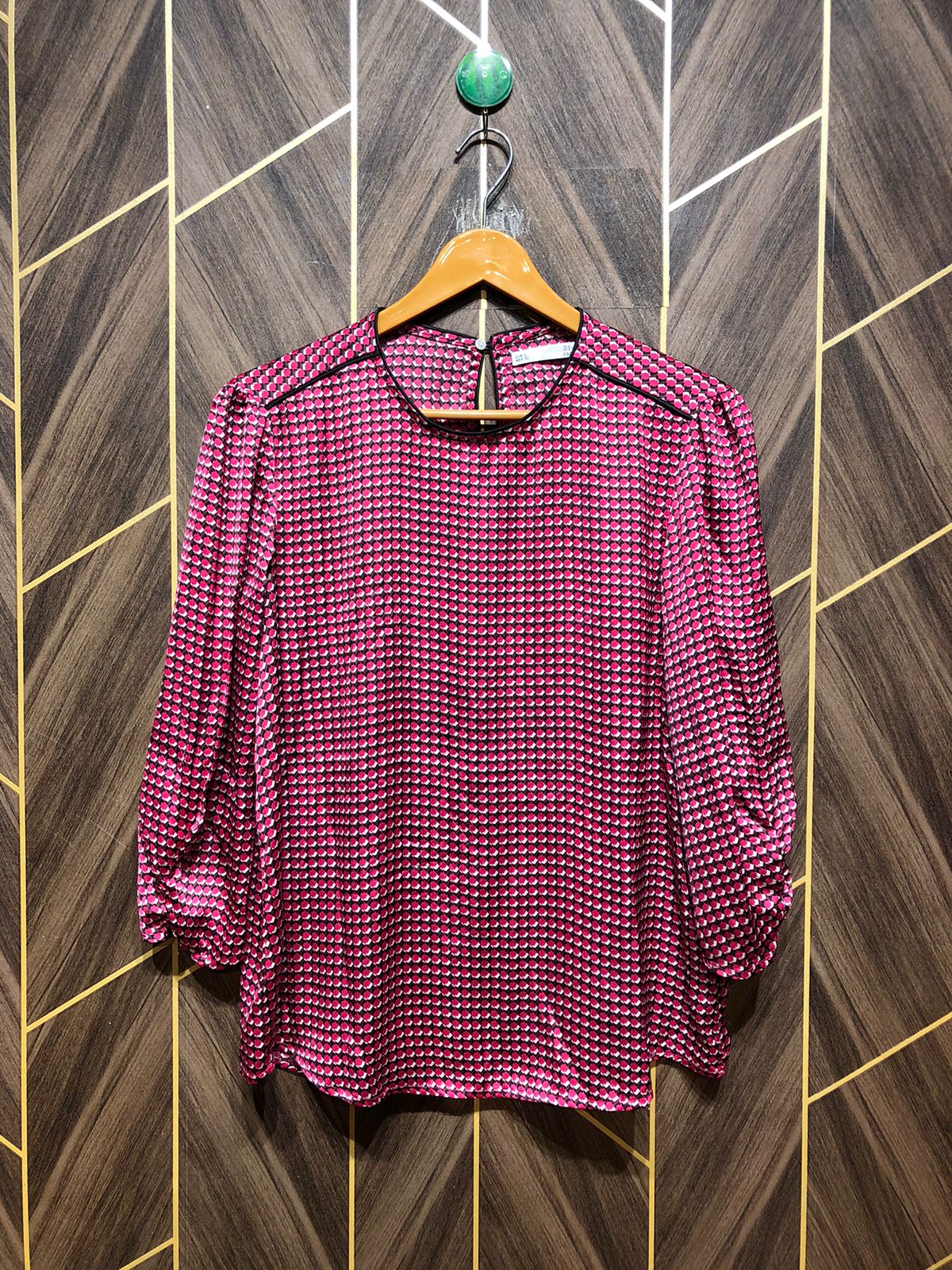 Western Top Silk – Large Size (Chest: 20, Length: 25)