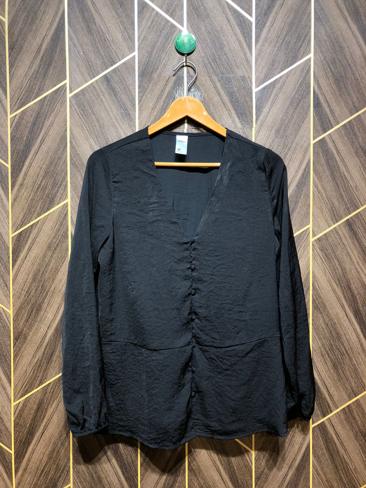 Trendy Silk CropTop Size Large