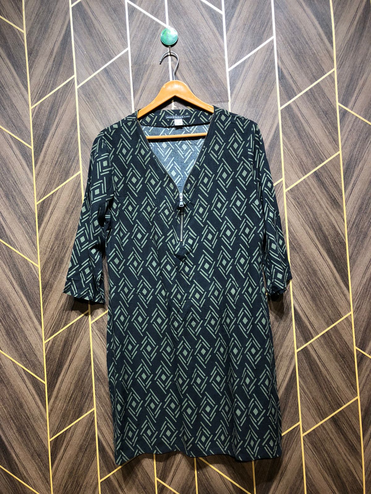 Women Long Shirt Linen X Large | Chest 21 | Length 35