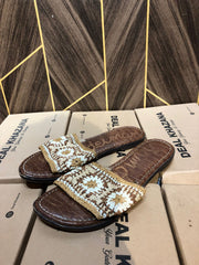 Women slipper Size 8 ½