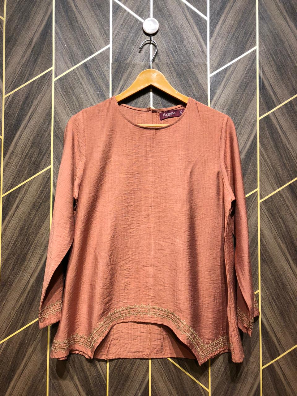 Western Top Cotton silk – Medium Size (Chest: 19, Length: 26 )