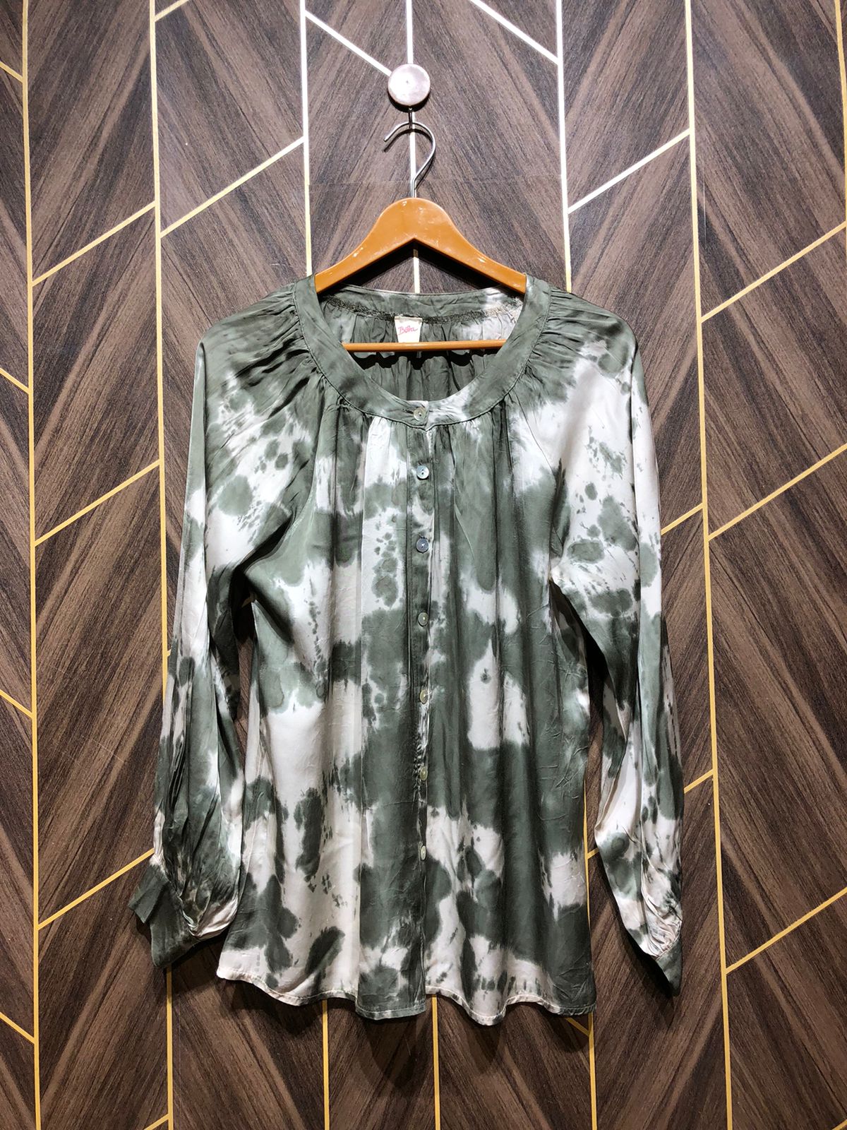 Western Top Silk – X-Large Size (Chest: 21, Length: 27 )