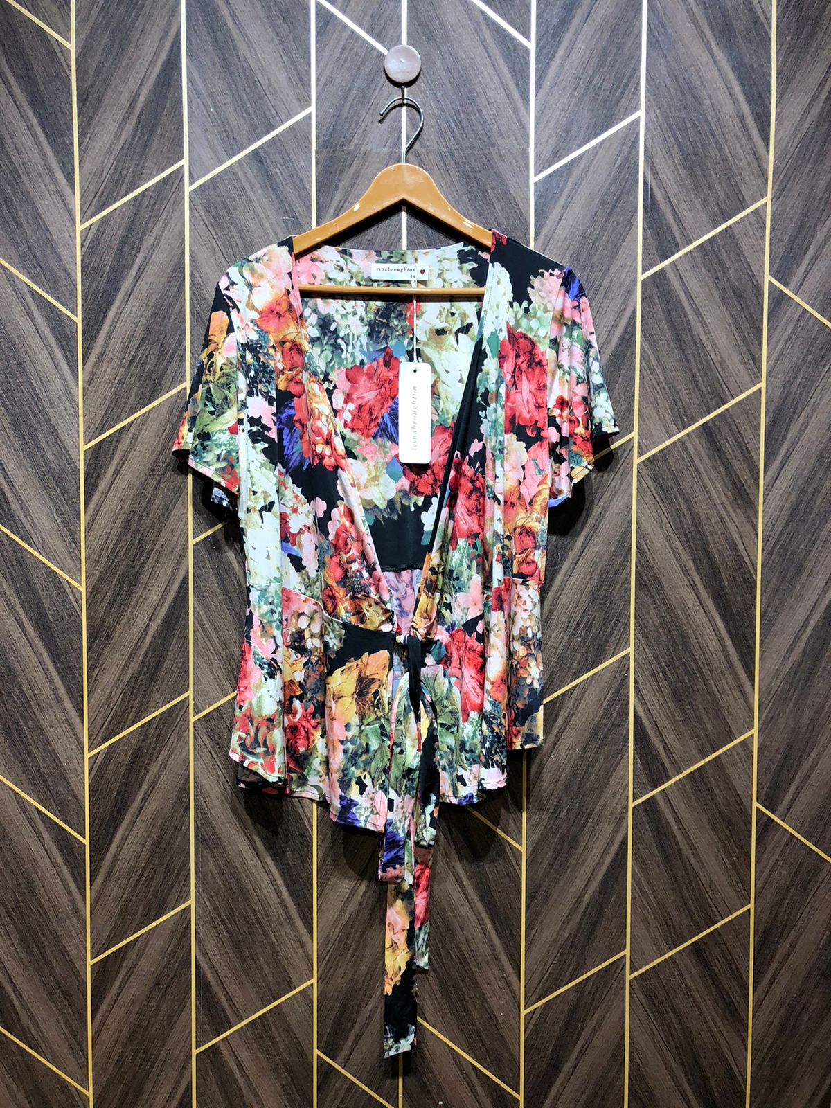 Western Top Jersey – Small Size (Chest: 18, Length: 26 )  shrug