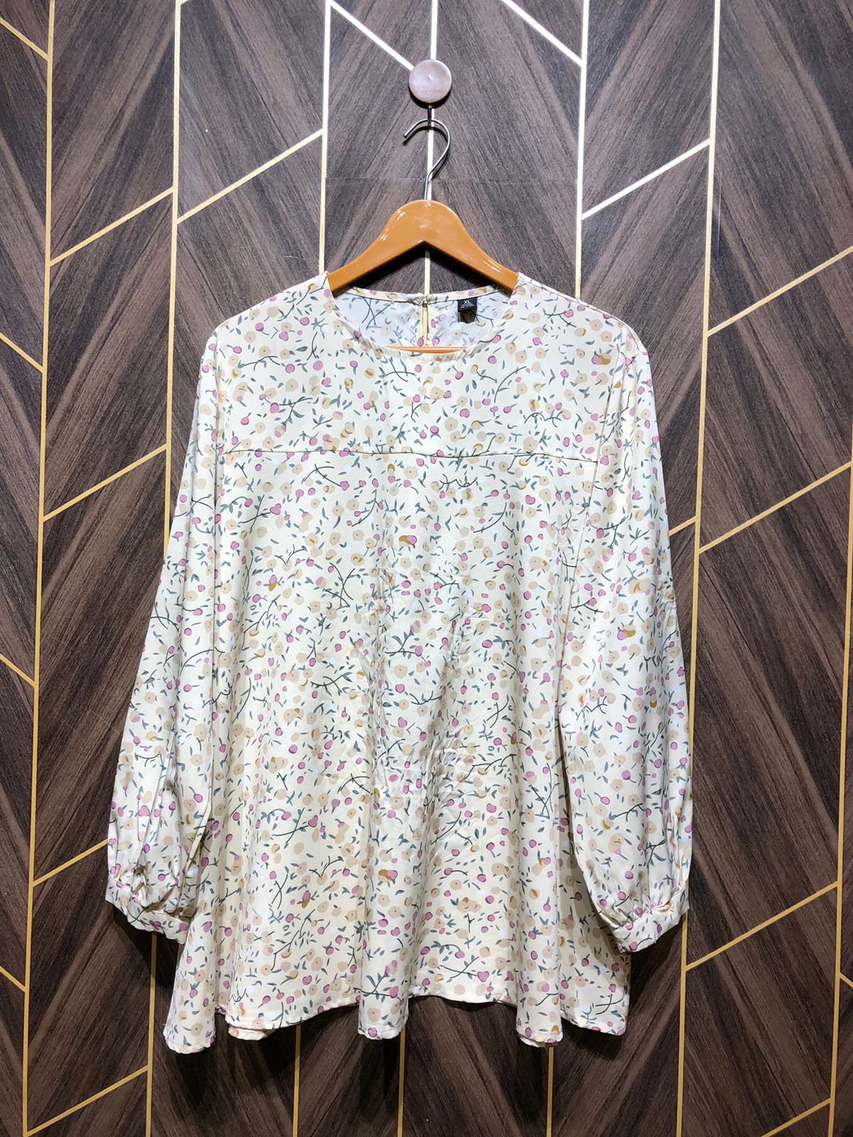 Western Top Silk – 2X-Large Size (Chest: 23  , Length: 28 )