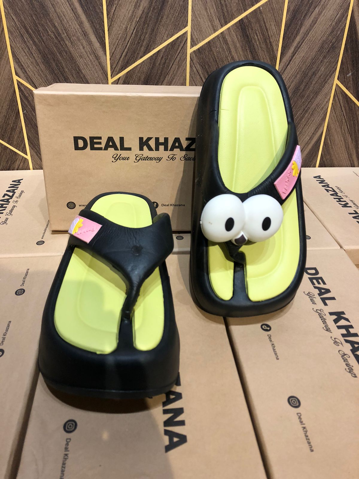 Women Comfortable Slippers Size 7
