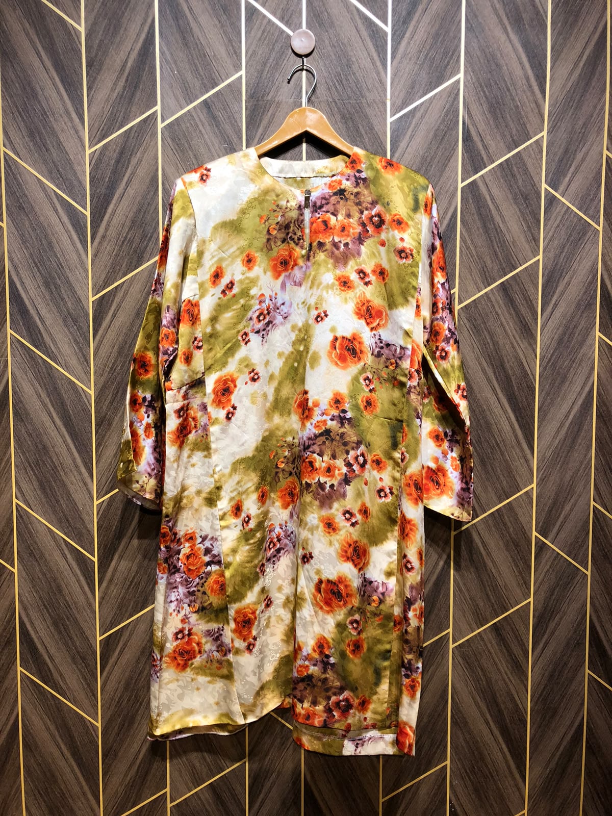 Silk Cordset – 1X-Large (Shirt Chest 23, Length 41 | Skirt Waist 28 , Length 37 )