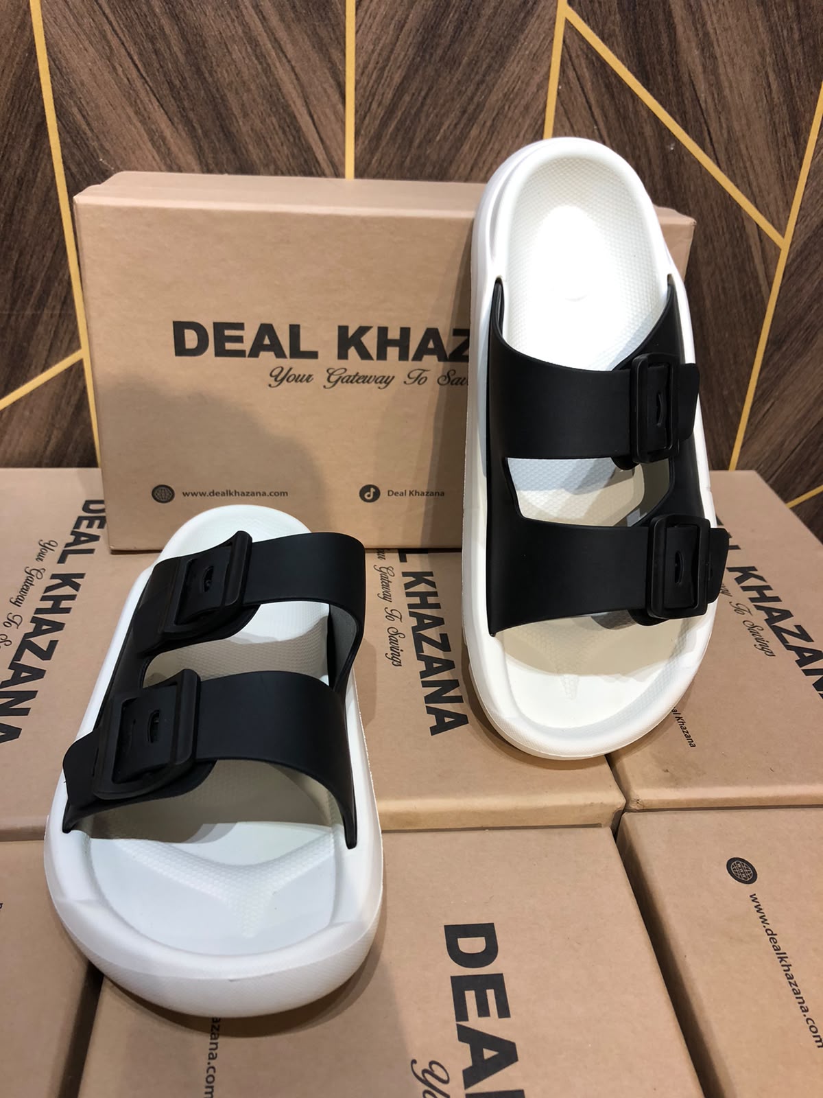 Women Comfortable Slippers Size 8,5