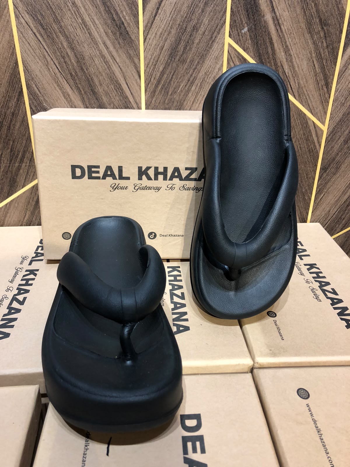 Women Comfortable Slippers Size 7