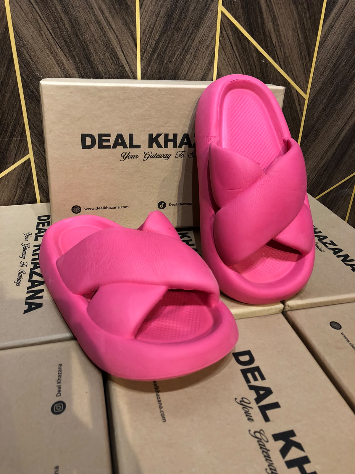 Women Comfortable Slippers Size 6