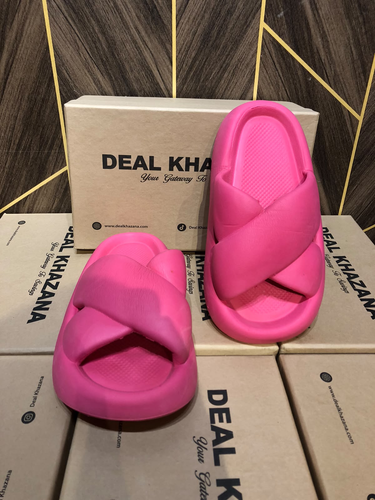 Women Comfortable Slippers Size 6