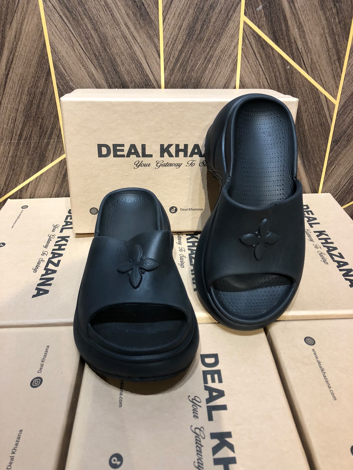 Women Comfortable Slippers Size 6