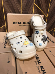 Women Comfortable Crocs Size 6