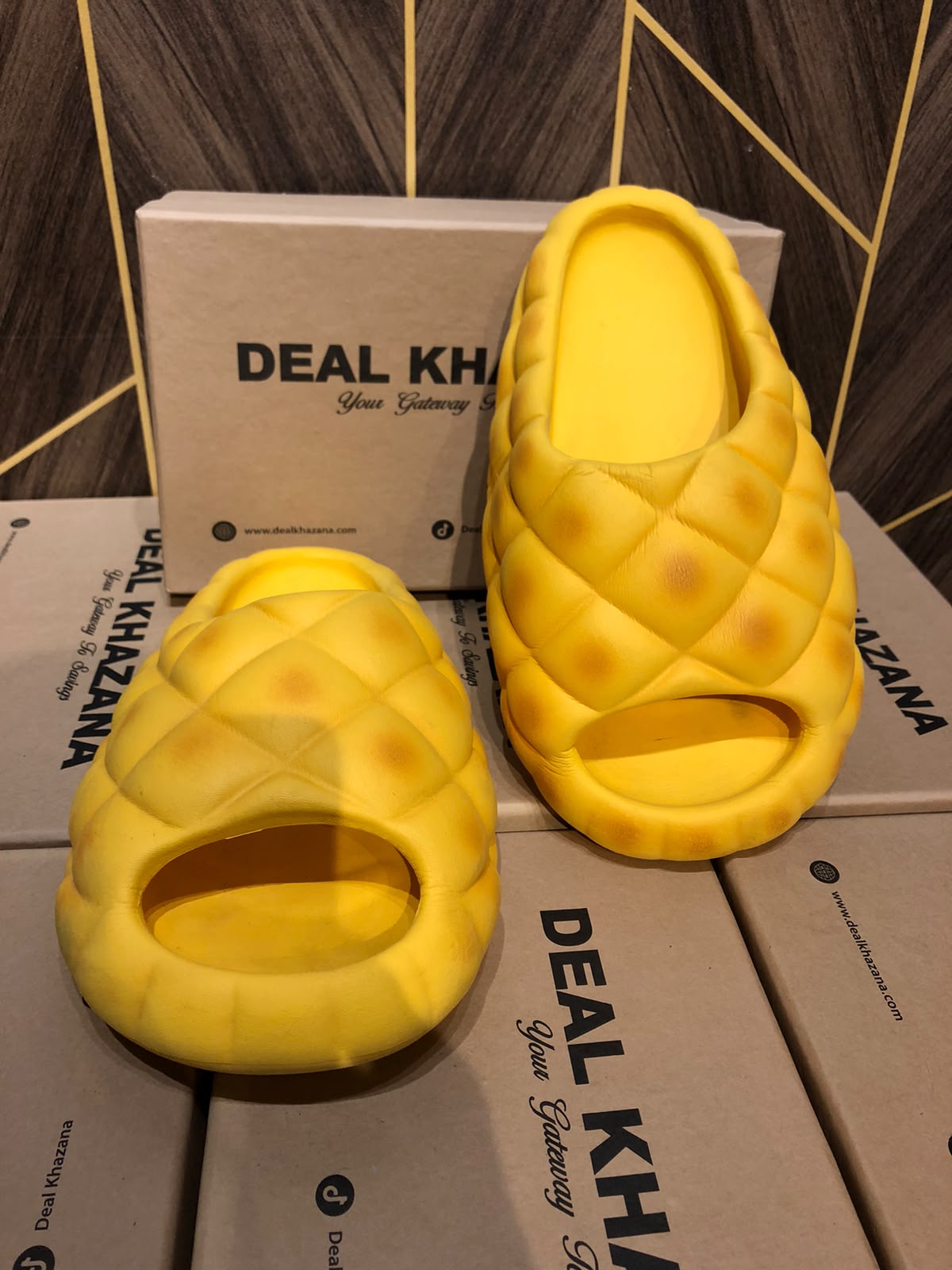 Women Comfortable Slippers Size 8