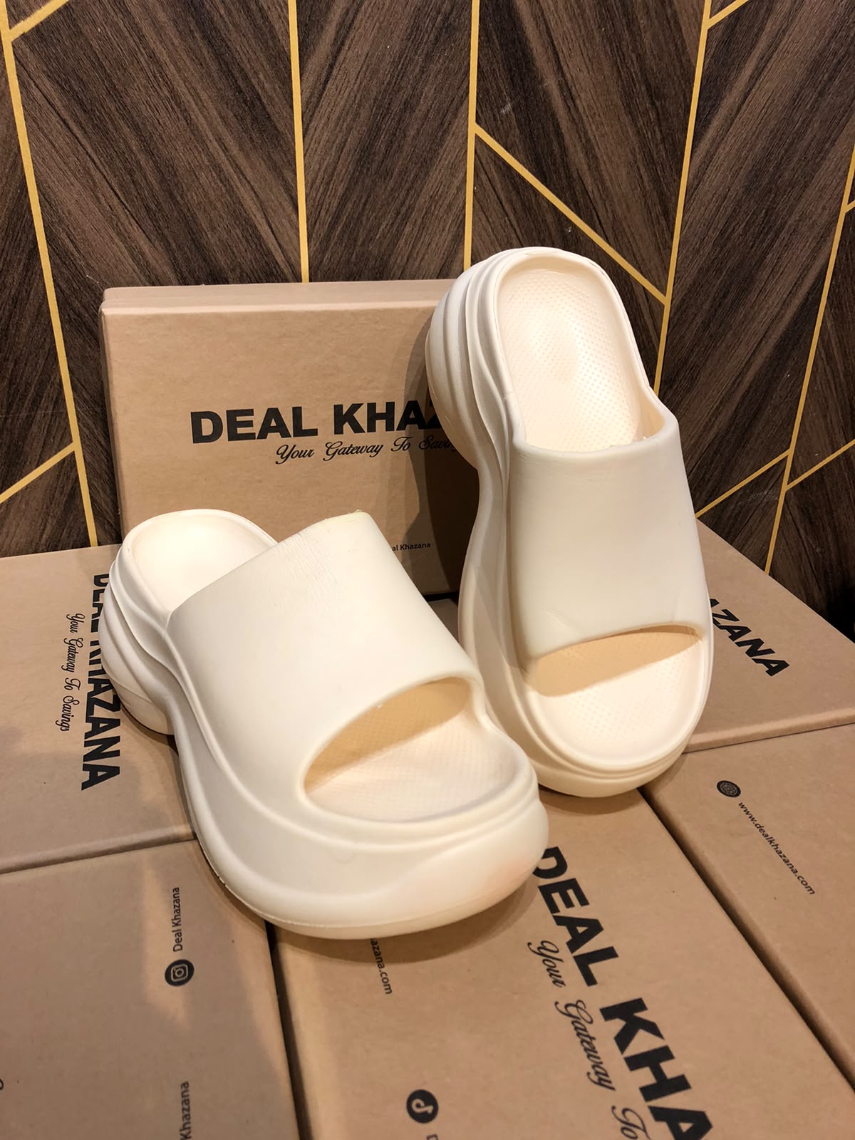 Women Comfortable Slippers Size 7