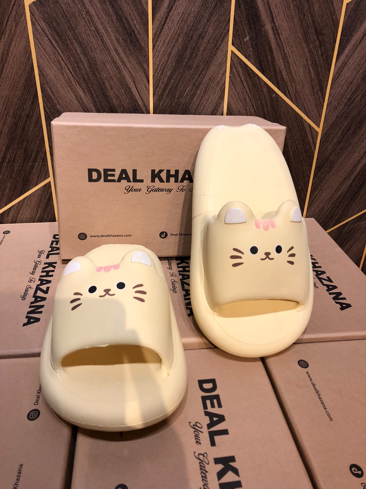 Women Comfortable Slippers Size 7