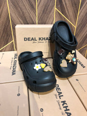 Women Comfortable Crocs Size 6