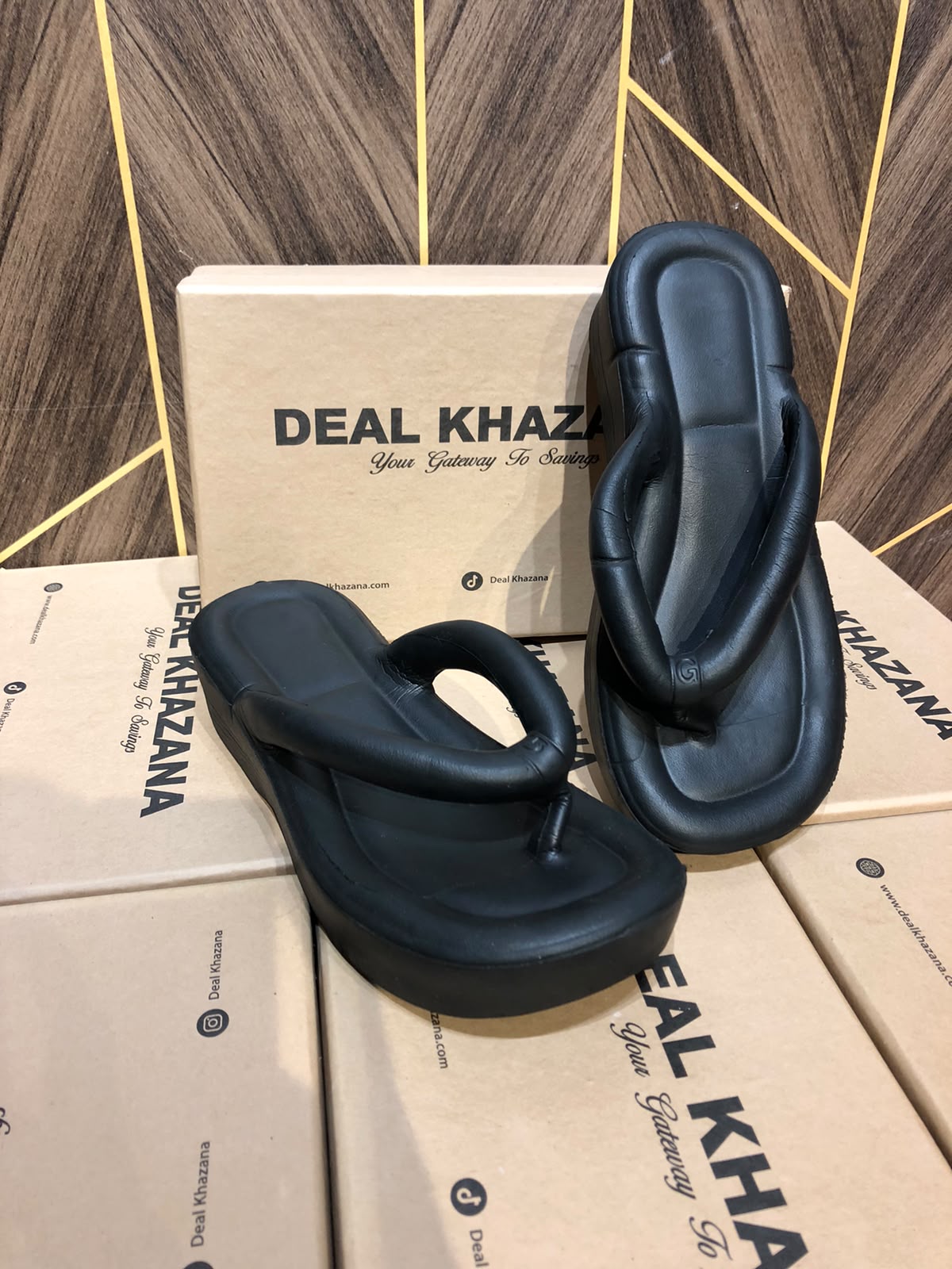 Women Comfortable Slippers Size 8