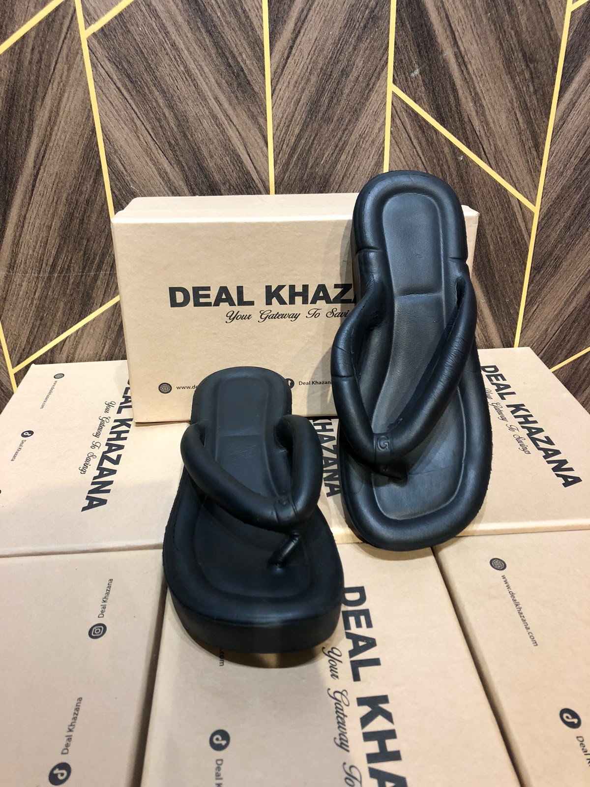 Women Comfortable Slippers Size 8