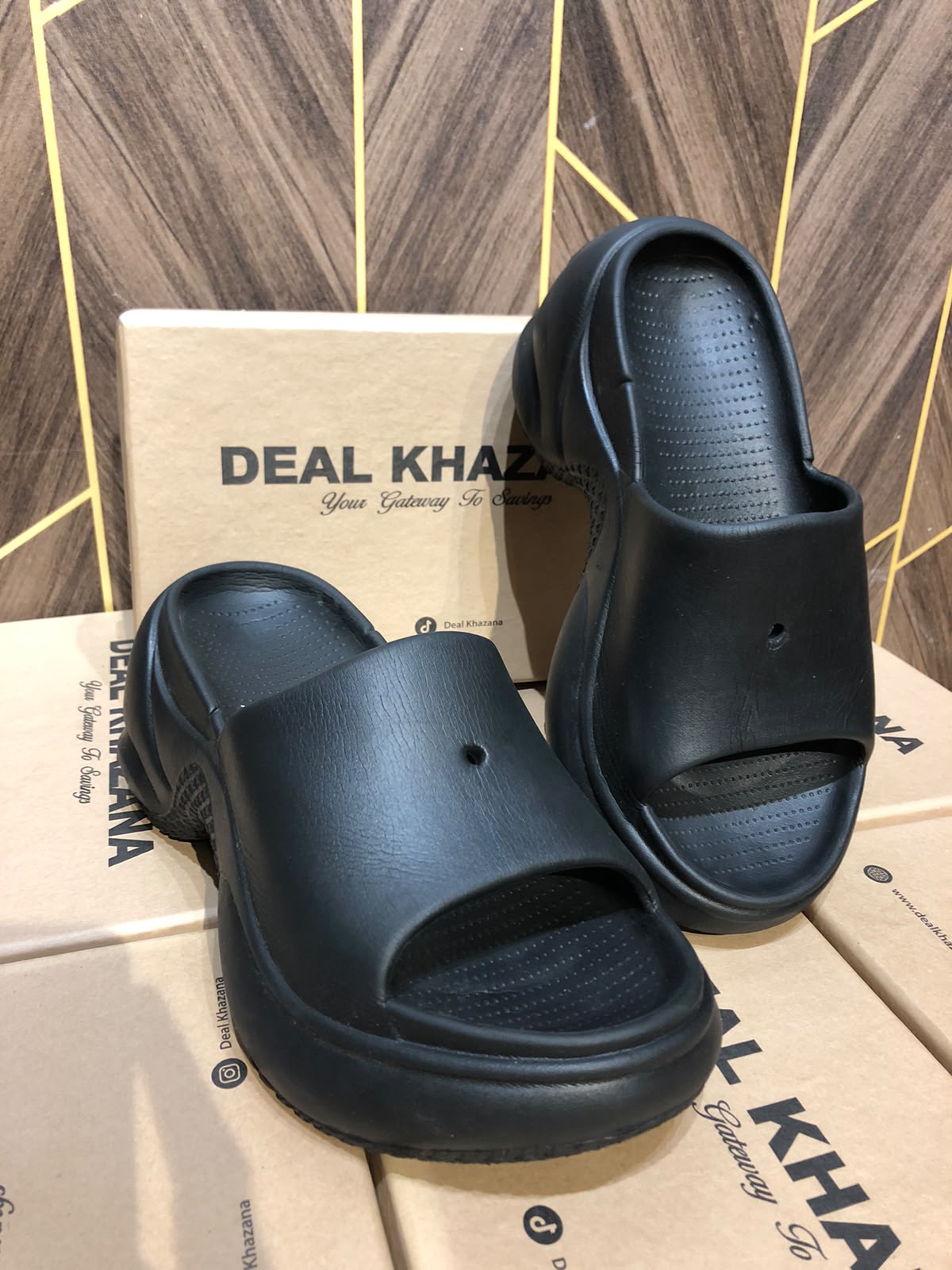 Women Comfortable Slippers Size 9