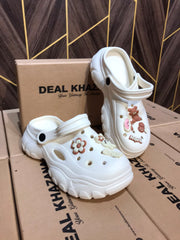 Women Comfortable Crocs Size 5