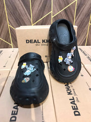 Women Comfortable Crocs Size 6,5