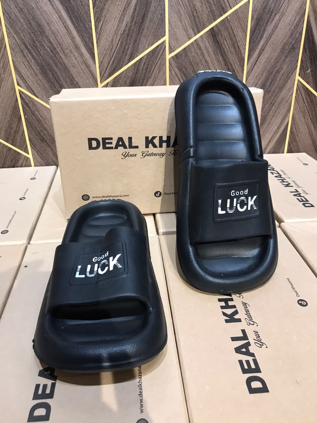 Women Comfortable Slippers Size 8