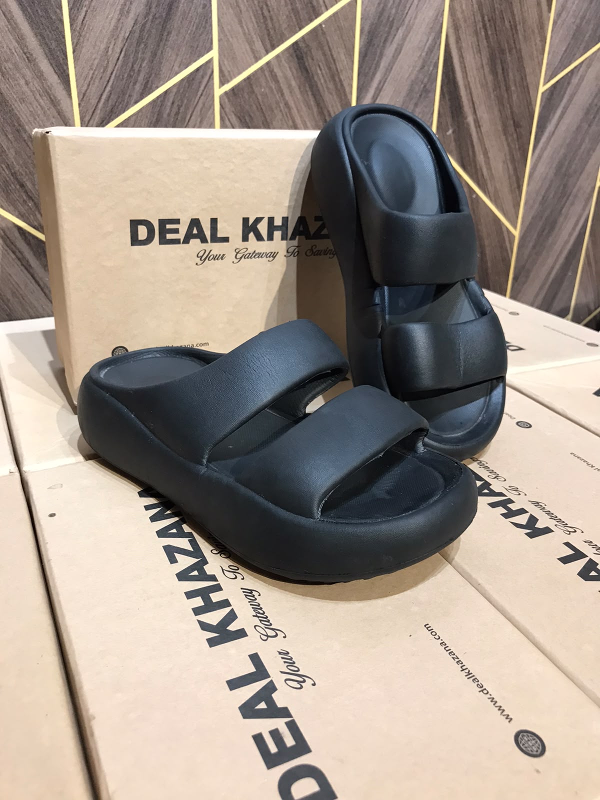Women Comfortable Slippers Size 6