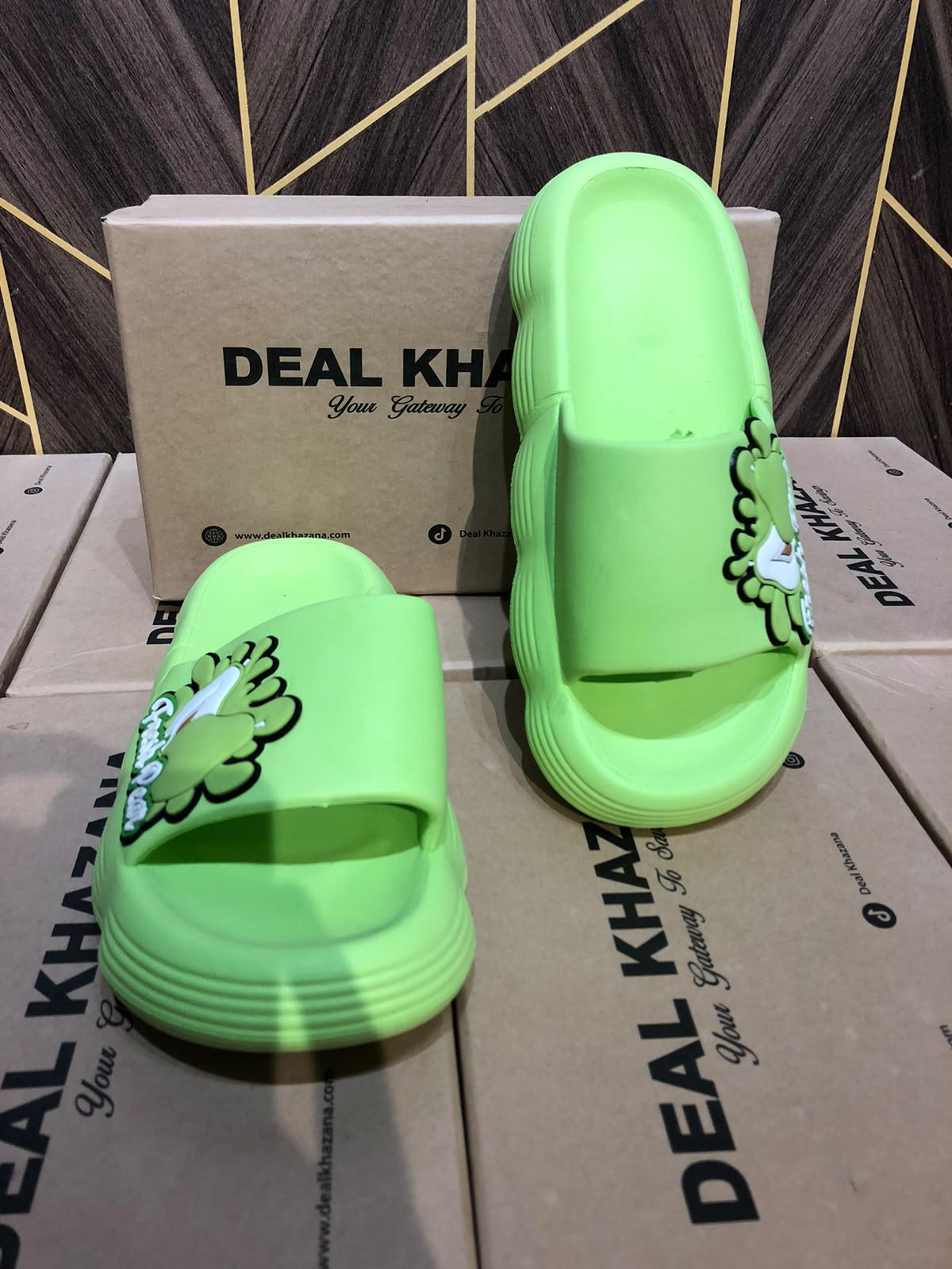 Women Comfortable Slippers Size 7